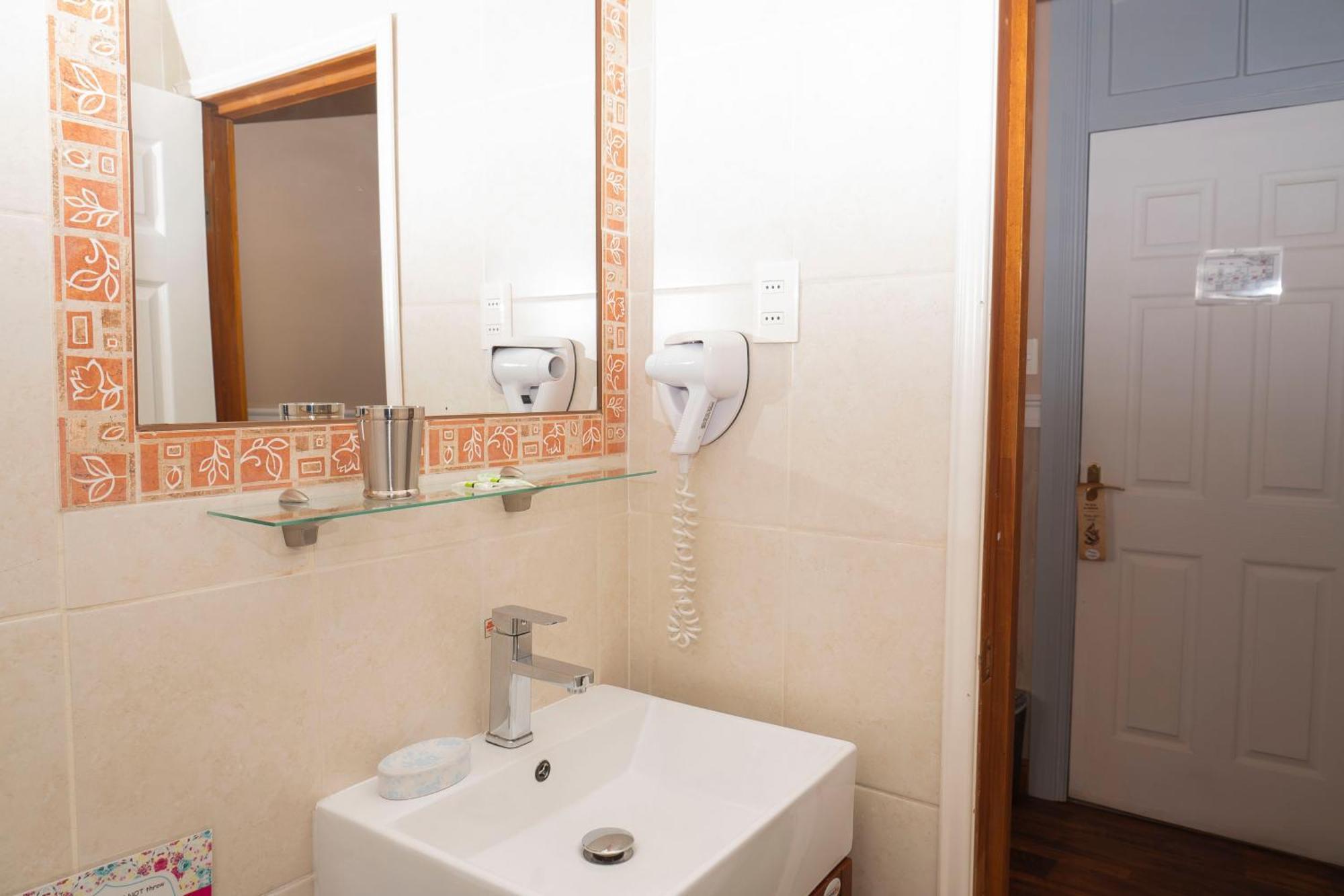 Hotel Albatros Punta Arenas Extérieur photo
