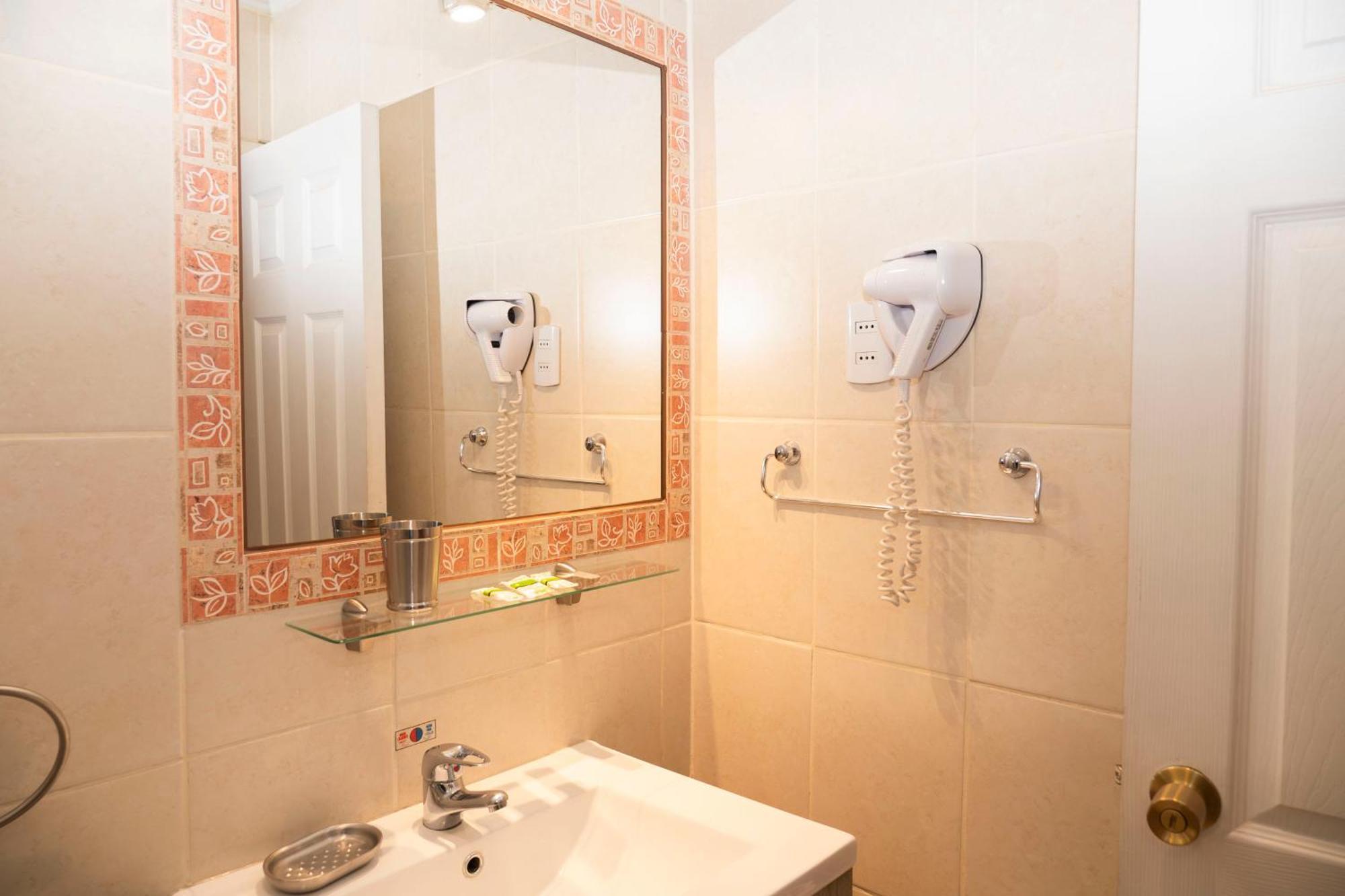 Hotel Albatros Punta Arenas Extérieur photo